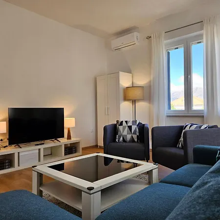 Matisse Apartment *